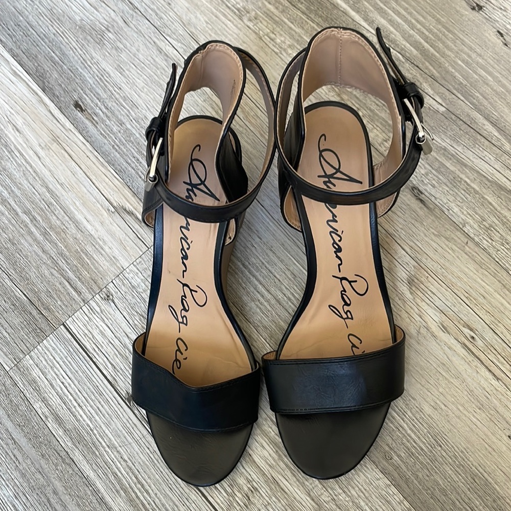 American Rag Aislinn Wedge Open Toe Casual Ankle Strap Sandals Black